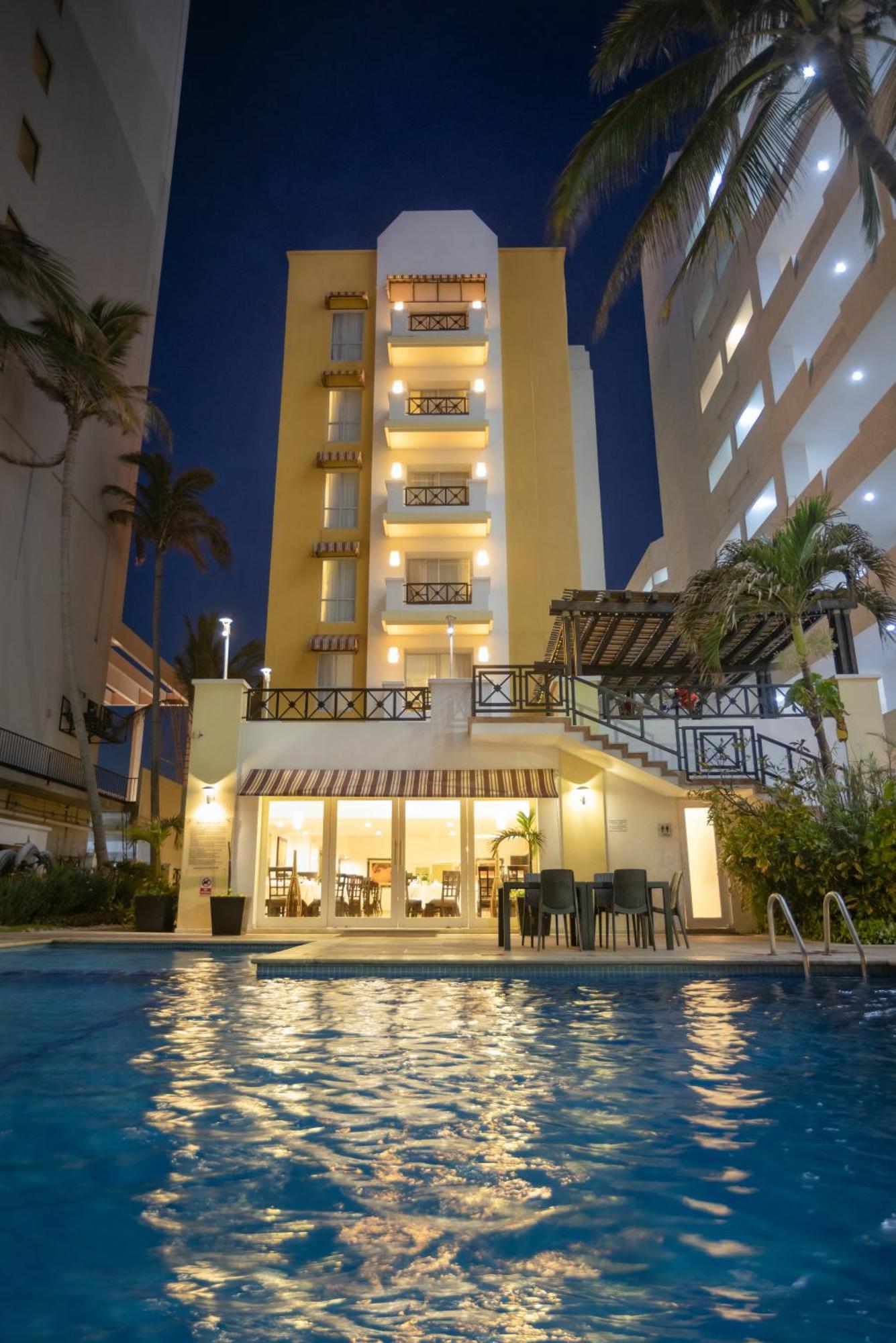 Best Western Hotel Posada Freeman Zona Dorada Mazatlán Exterior foto