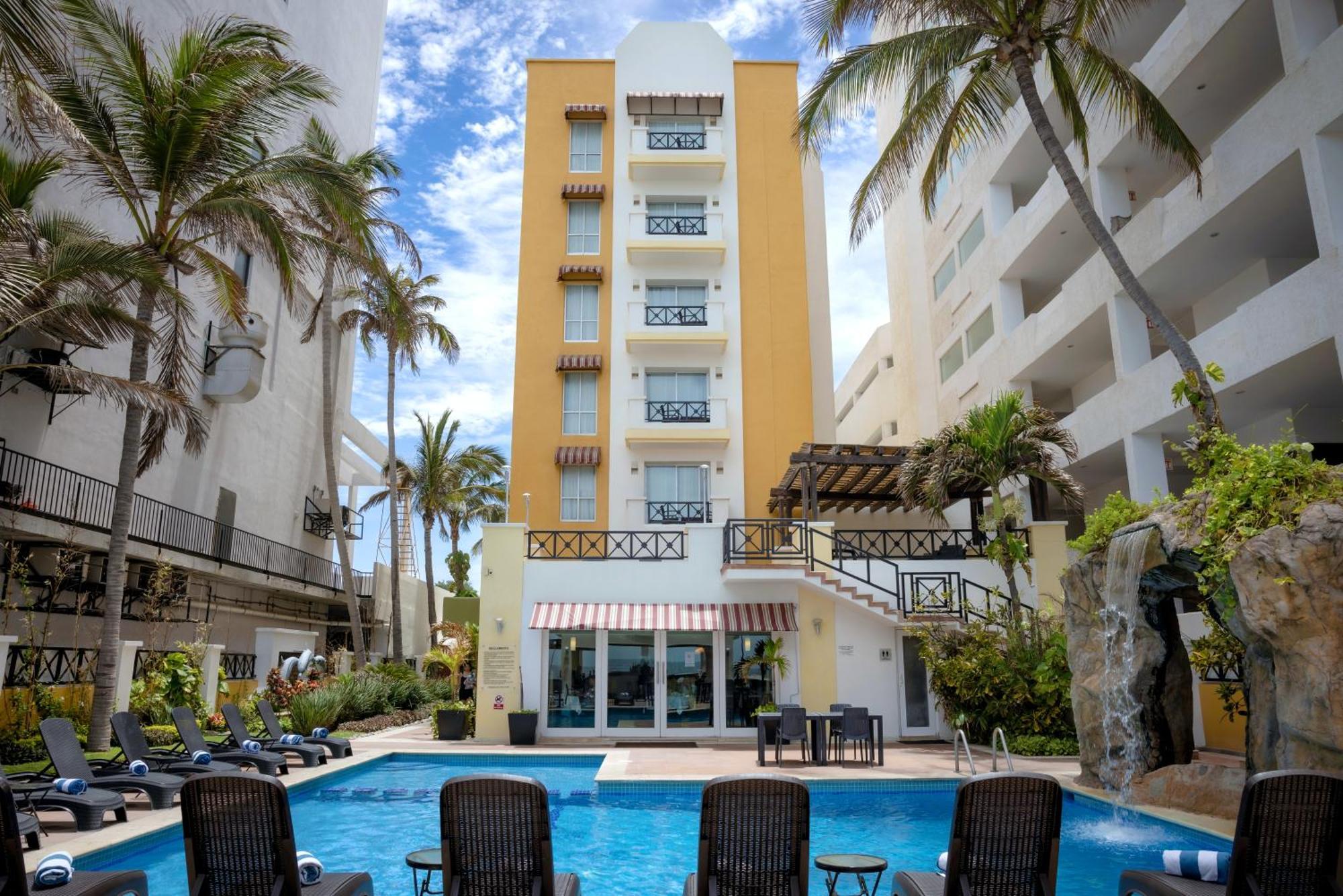 Best Western Hotel Posada Freeman Zona Dorada Mazatlán Exterior foto